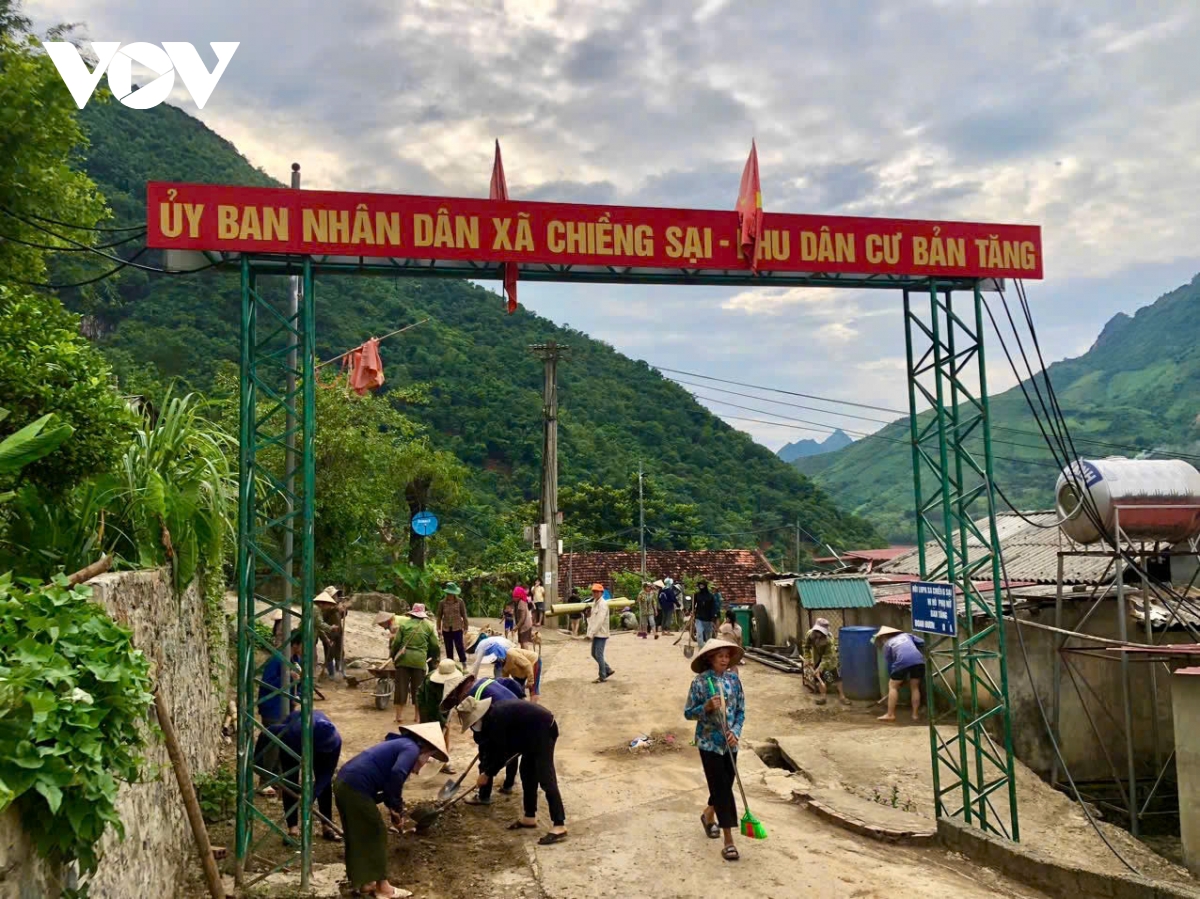 cập nhật bão số 3 Đảo bạch long vĩ tp hải phòng đang có gió giật cấp 9, mưa to, sóng lớn hình ảnh 57 cap nhat bao so 3 Dao bach long vi tp hai phong dang co gio giat cap 9, mua to, song lon hinh anh 57