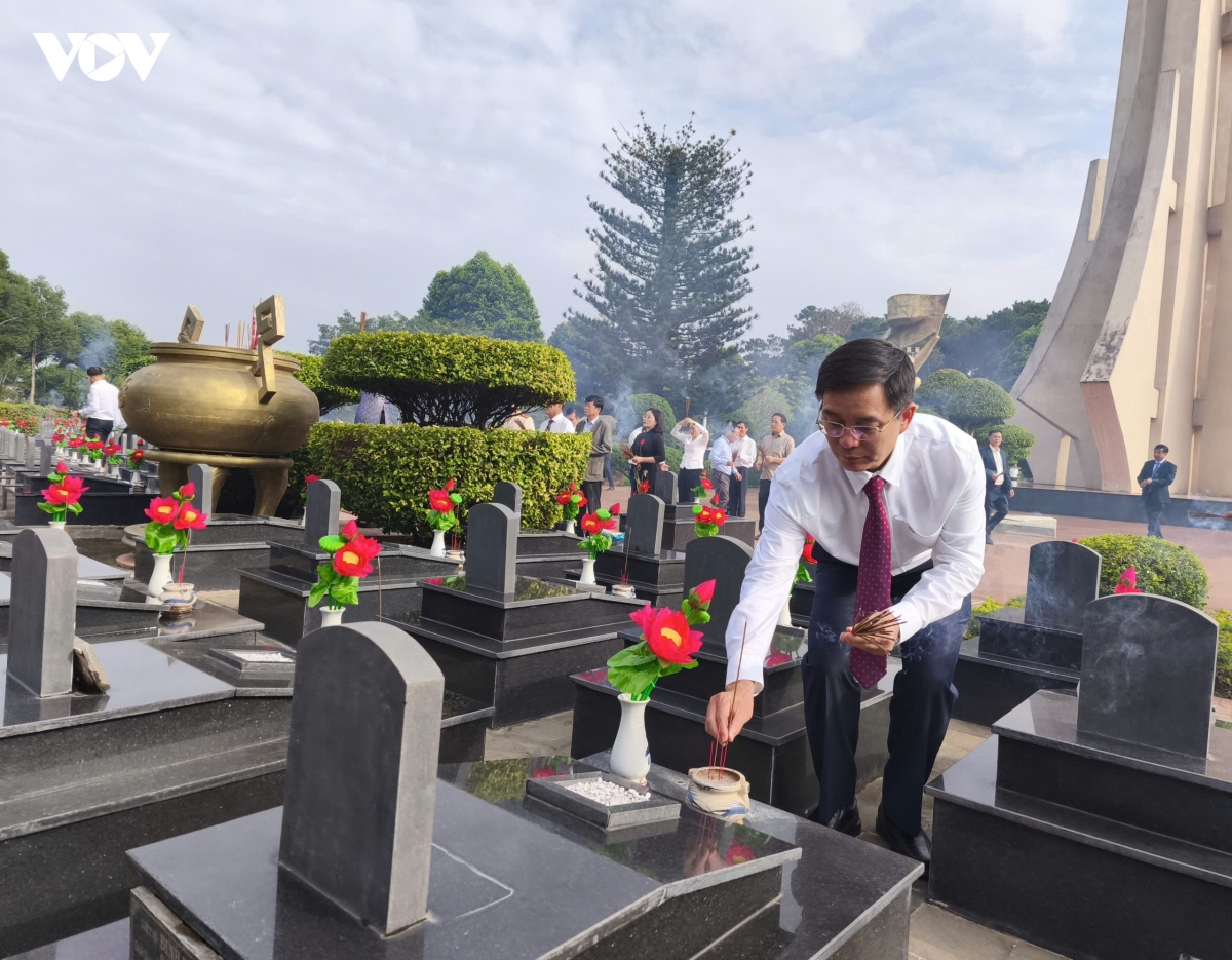 Dak lak tien hanh nhieu hoat dong den on dap nghia hinh anh 4