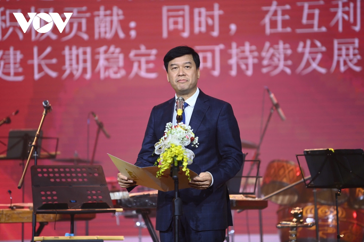 tieng hat huu nghi viet trung 2025 khuc ca ket noi trai tim hai dan toc hinh anh 2