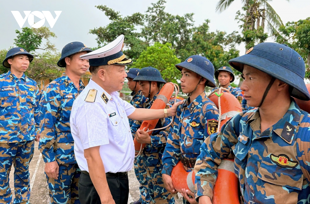 vùng 1 hải quân, chủ động ứng phó cơn bão số 3 hình ảnh 3 vung 1 hai quan, chu dong ung pho con bao so 3 hinh anh 3