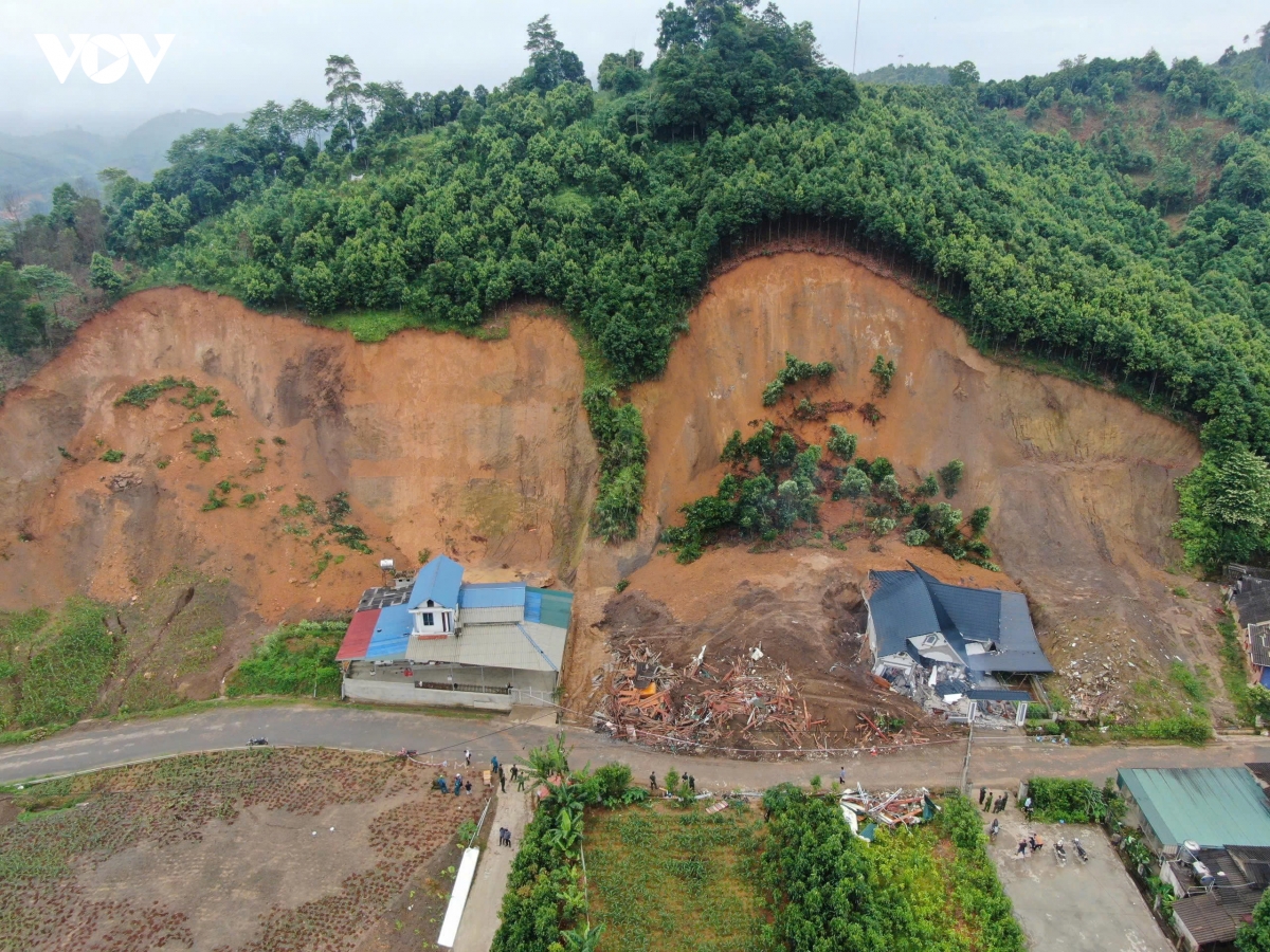 giai phap tranh sat lo dat cho nhung ngoi nha duoi chan doi hinh anh 1
