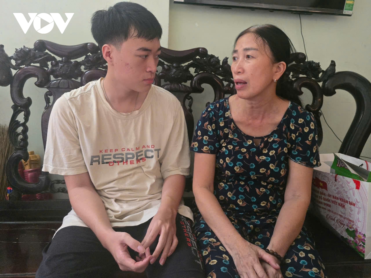 những thủ khoa đạt điểm 10 tại gia lai và bí quyết thành công hình ảnh 3 nhung thu khoa dat diem 10 tai gia lai va bi quyet thanh cong hinh anh 3
