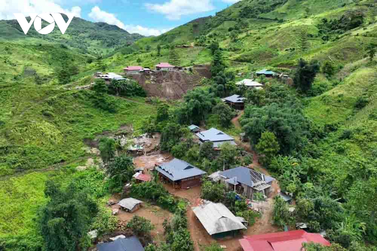 lai châu di dời khẩn cấp 40 hộ dân vùng nguy cơ sạt lở hình ảnh 1 lai chau di doi khan cap 40 ho dan vung nguy co sat lo hinh anh 1