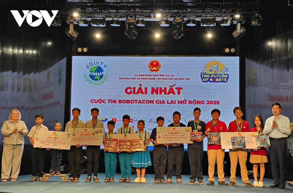 gia lai bế mạc cuộc thi robotacon mở rộng 2025 hình ảnh 2 gia lai be mac cuoc thi robotacon mo rong 2025 hinh anh 2