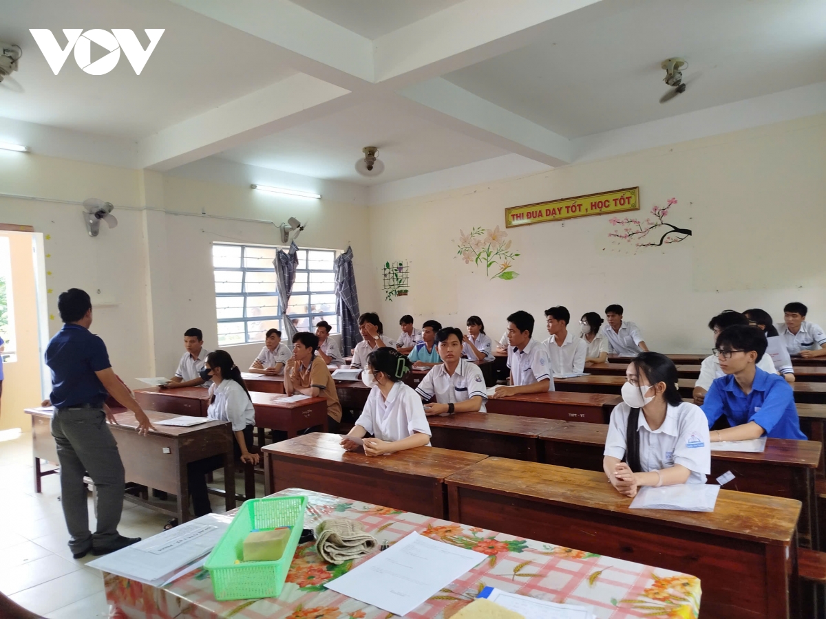 An Giang: 6/12 môn thi tốt nghiệp vào top 10 toàn quốc, top 3 ĐBSCL