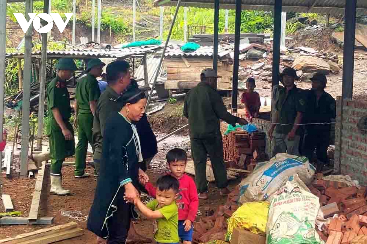 lai châu di dời khẩn cấp 40 hộ dân vùng nguy cơ sạt lở hình ảnh 4 lai chau di doi khan cap 40 ho dan vung nguy co sat lo hinh anh 4