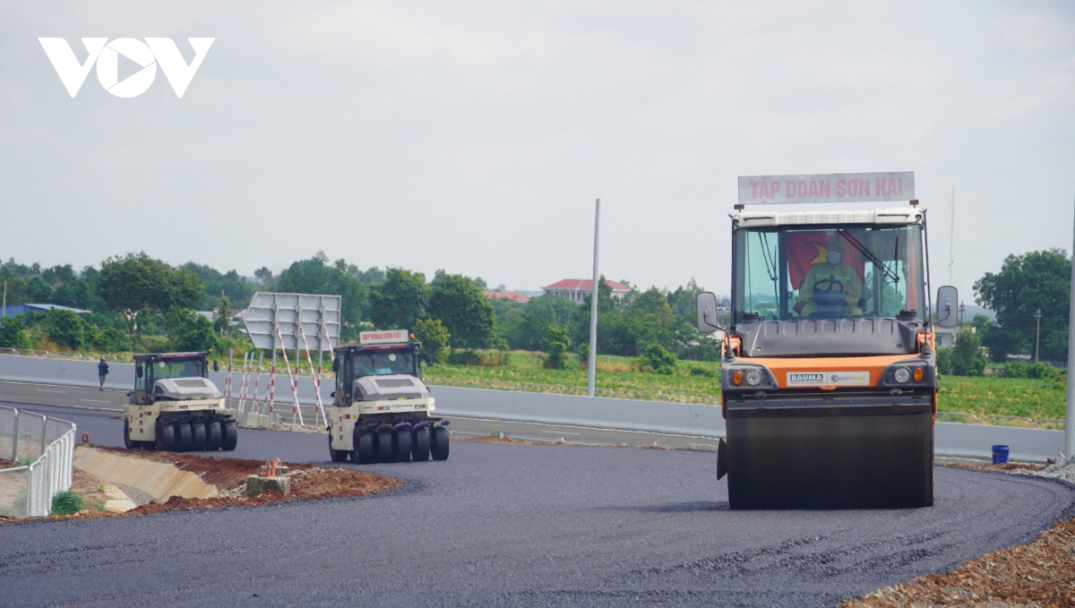 dự án thành phần 3 cao tốc biên hoà - vũng tàu đang khẩn trương về đích hình ảnh 3 du an thanh phan 3 cao toc bien hoa - vung tau dang khan truong ve dich hinh anh 3