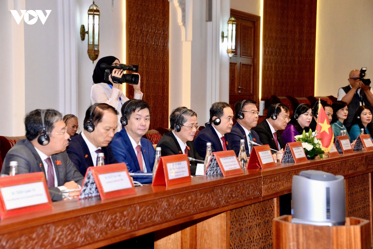 chu tich quoc hoi tran thanh man hoi dam voi chu tich ha vien maroc hinh anh 5