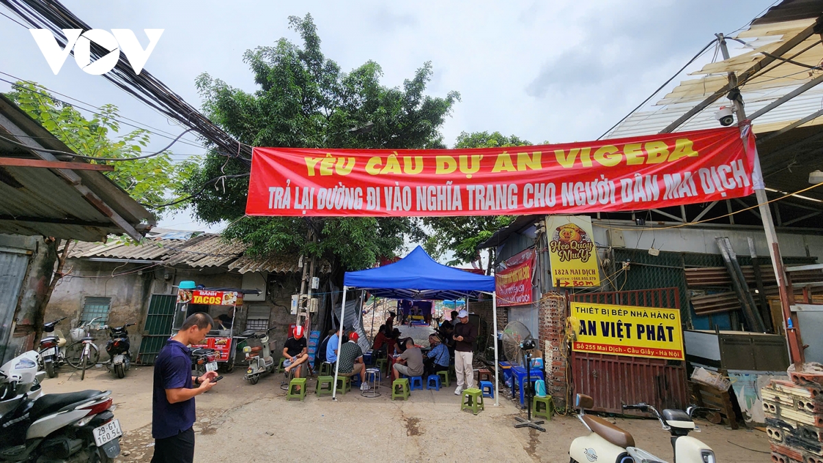 Dự án chặn đường vào nghĩa trang, người dân bức xúc đòi câu trả lời từ chính quyền