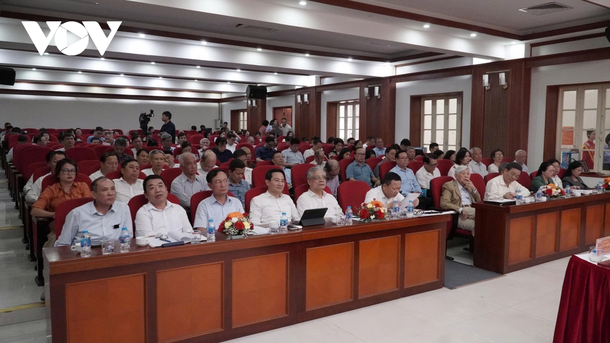 Lấy ý kiến góp ý Văn kiện Đại hội lần thứ XVIII Đảng bộ thành phố Hà Nội