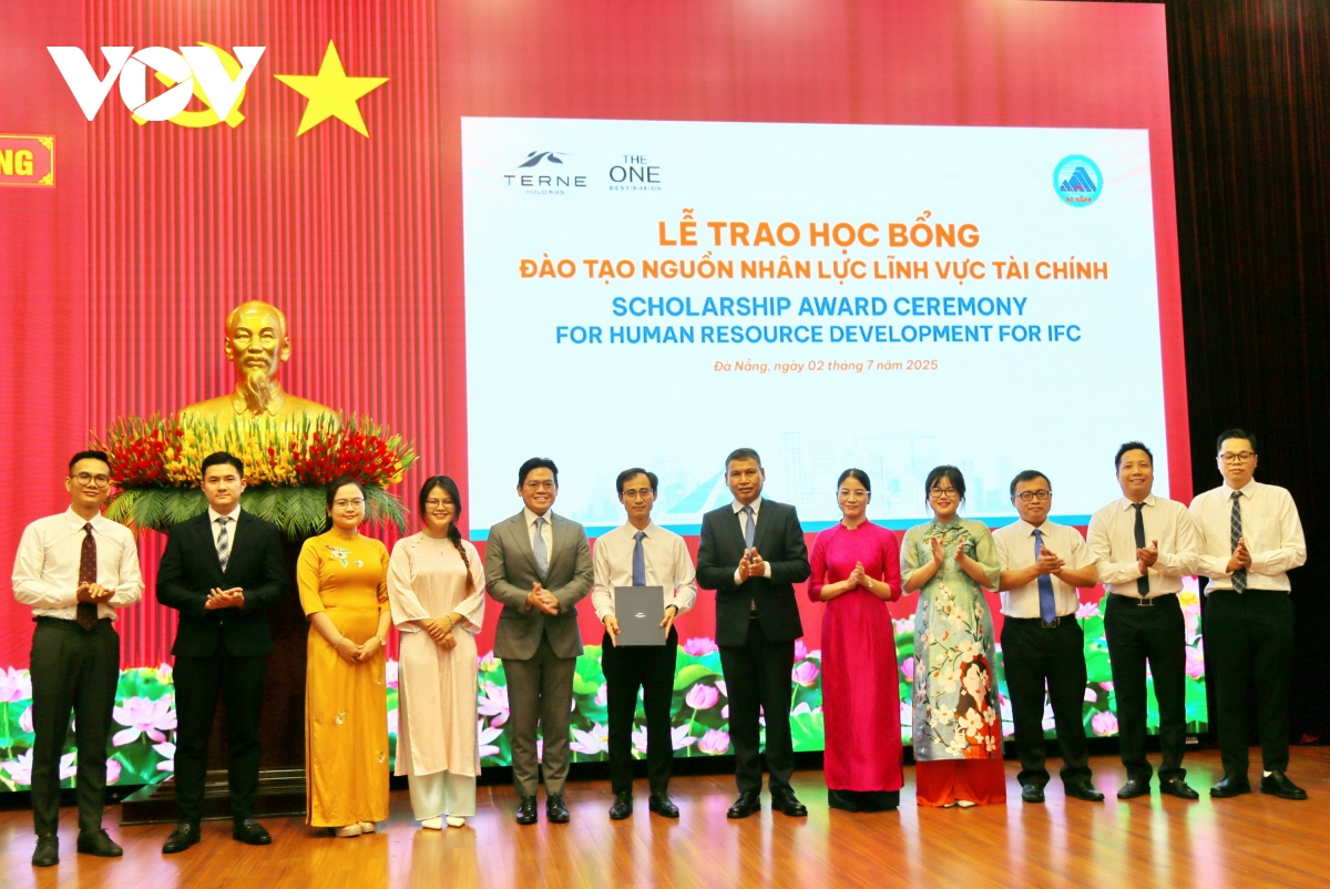 Đà nẵng ký hợp tác phát triển trung tâm tài chính quốc tế với đối tác singapore hình ảnh 3 Da nang ky hop tac phat trien trung tam tai chinh quoc te voi doi tac singapore hinh anh 3