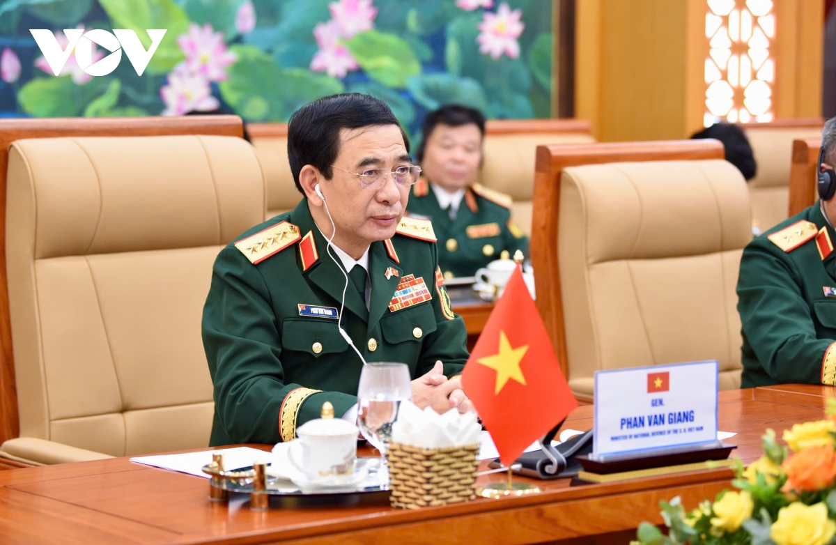 Đại tướng Phan Văn Giang tại hội đàm Đại tướng Phan Văn Giang tại hội đàm