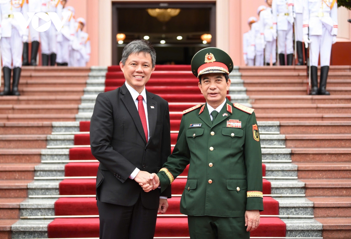 Bộ trưởng Phan Văn Giang và Bộ trưởng Chan Chun Sing Bộ trưởng Phan Văn Giang và Bộ trưởng Chan Chun Sing