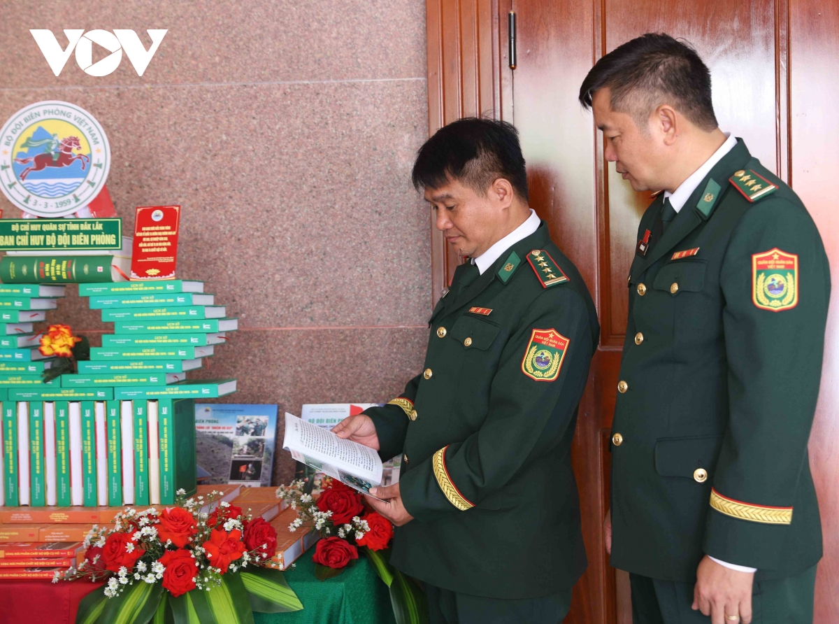 biên phòng Đắk lắk đặt mục tiêu đẩy mạnh bình dân học vụ số hình ảnh 2 bien phong Dak lak dat muc tieu day manh binh dan hoc vu so hinh anh 2