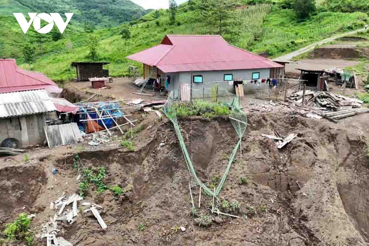 lai châu di dời khẩn cấp 40 hộ dân vùng nguy cơ sạt lở hình ảnh 5 lai chau di doi khan cap 40 ho dan vung nguy co sat lo hinh anh 5
