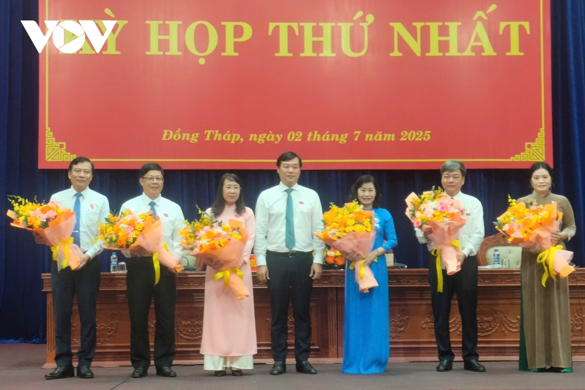Đồng Tháp công bố nhiều chức danh trong kỳ họp HĐND tỉnh đầu tiên