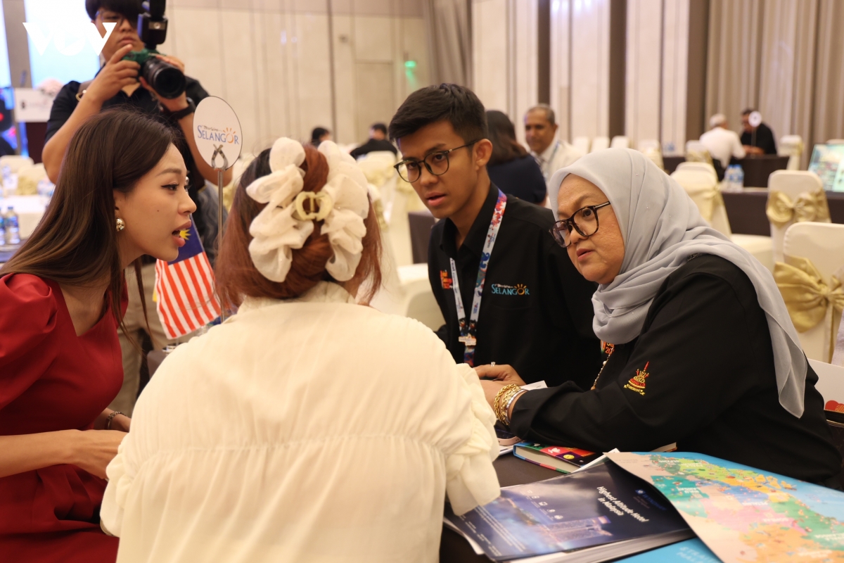malaysia day manh quang ba nam du lich quoc gia 2026 tai viet nam hinh anh 4