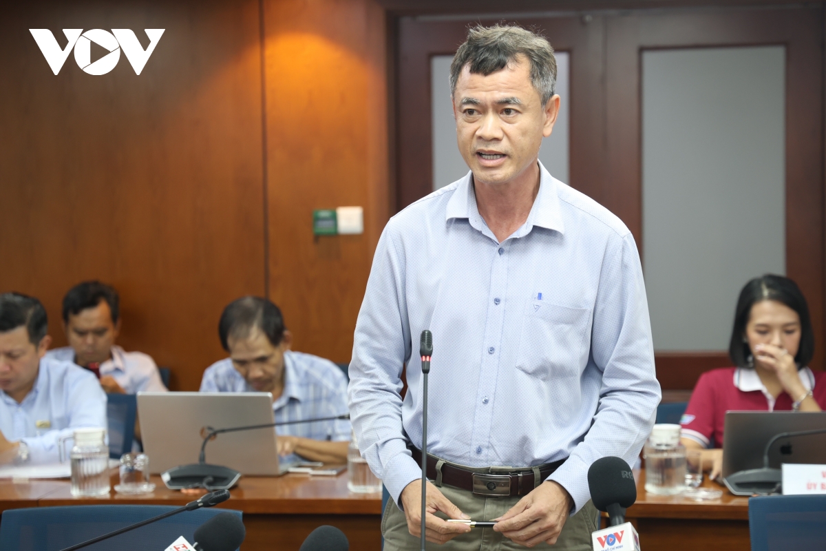 Ông Lê Thanh Hải, Giám đốc Trung tâm Tư vấn ứng dụng Kinh tế - Viện Nghiên cứu Phát triển TP.HCM thông tin tại họp báo. (Ảnh: Tỷ Huỳnh) Ông Lê Thanh Hải, Giám đốc Trung tâm Tư vấn ứng dụng Kinh tế - Viện Nghiên cứu Phát triển TP.HCM thông tin tại họp báo. (Ảnh: Tỷ Huỳnh)