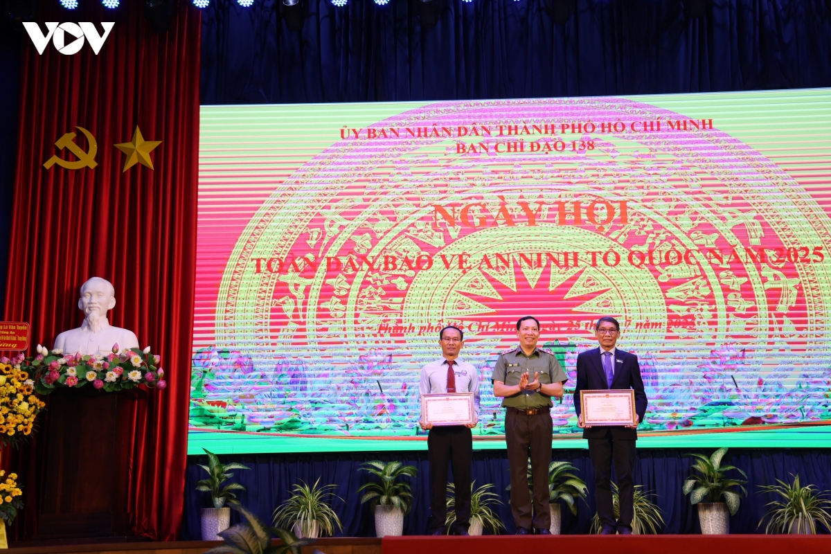 nhieu mo hinh an ninh to quoc cua tp.hcm duoc nhan rong toan quoc hinh anh 2