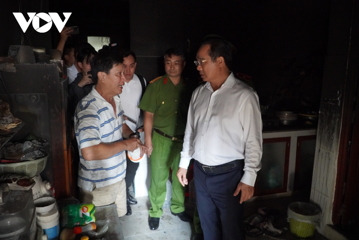vụ cháy ở tp.hcm làm 8 người chết nạn nhân gọi điện thoại cầu cứu người thân hình ảnh 2 vu chay o tp.hcm lam 8 nguoi chet nan nhan goi dien thoai cau cuu nguoi than hinh anh 2