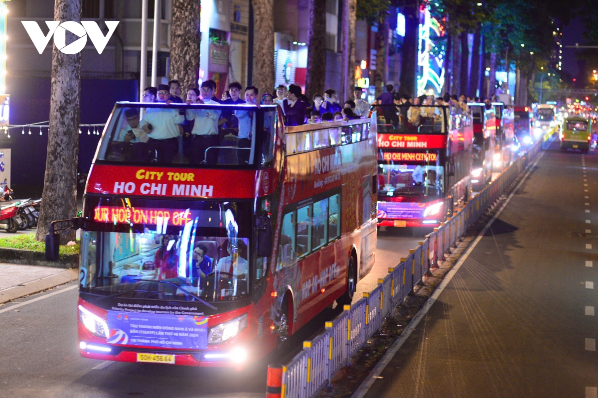 nhieu tai nguyen de phat trien san pham du lich dem o tp.hcm hinh anh 3