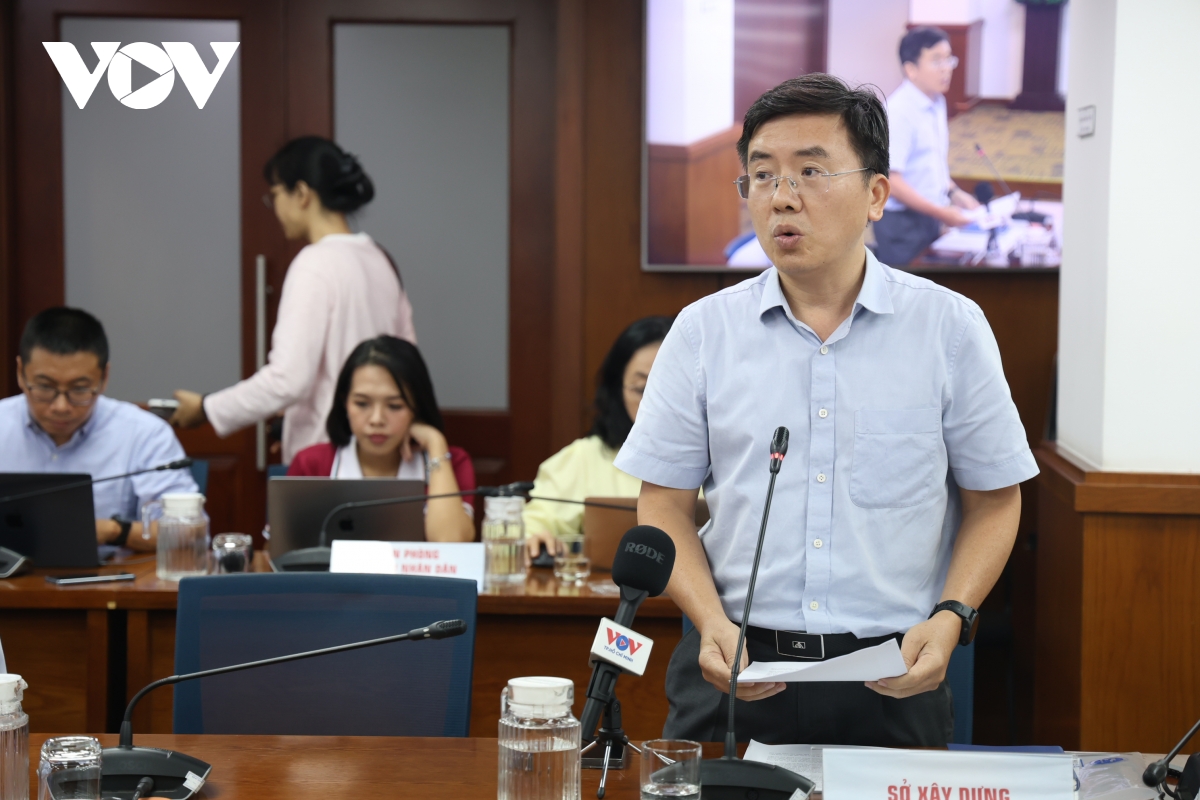Ông Ngô Hải Đường, Trưởng Phòng Quản lý vận tải đường bộ - Sở Xây dựng TP.HCM (Ảnh: Tỷ Huỳnh) Ông Ngô Hải Đường, Trưởng Phòng Quản lý vận tải đường bộ - Sở Xây dựng TP.HCM (Ảnh: Tỷ Huỳnh)