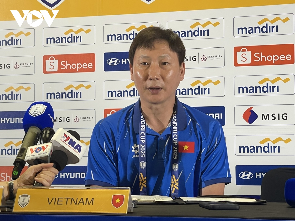 HLV Kim Sang Sik: "U23 Việt Nam đặt tinh thần cao nhất để giành chiến thắng"