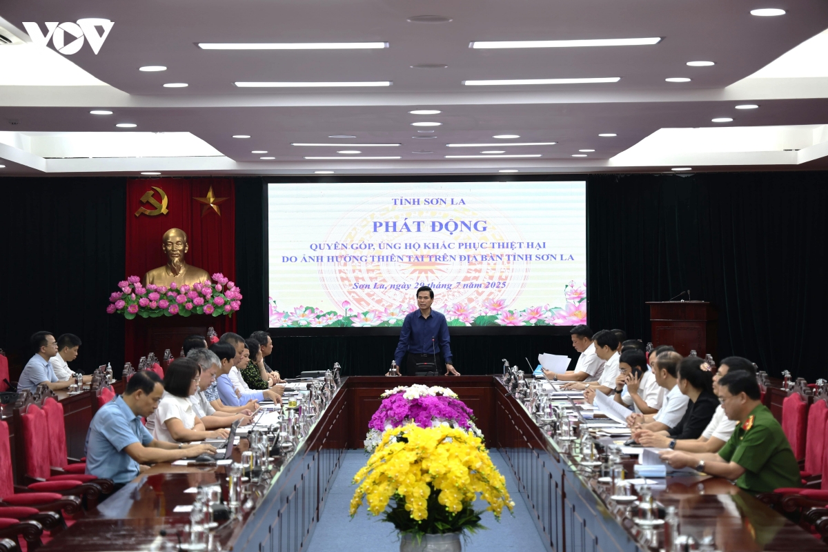 son la phat dong quyen gop, ung ho khac phuc hau qua thien tai hinh anh 1