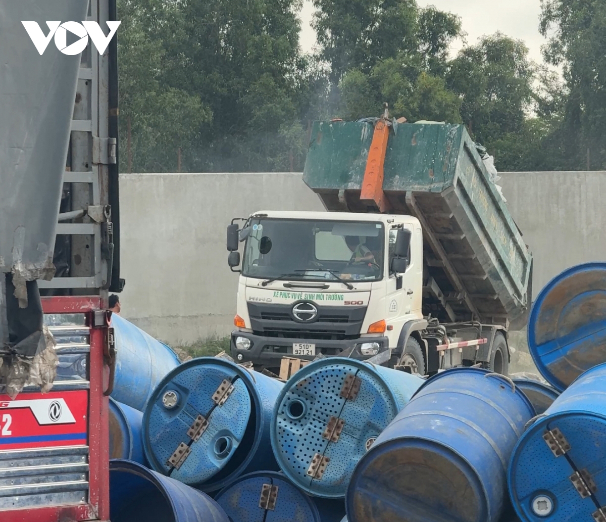 vén màn quy trình đổ trộm rác thải xây dựng từ công trường nhà máy pepsico hình ảnh 6 ven man quy trinh do trom rac thai xay dung tu cong truong nha may pepsico hinh anh 6