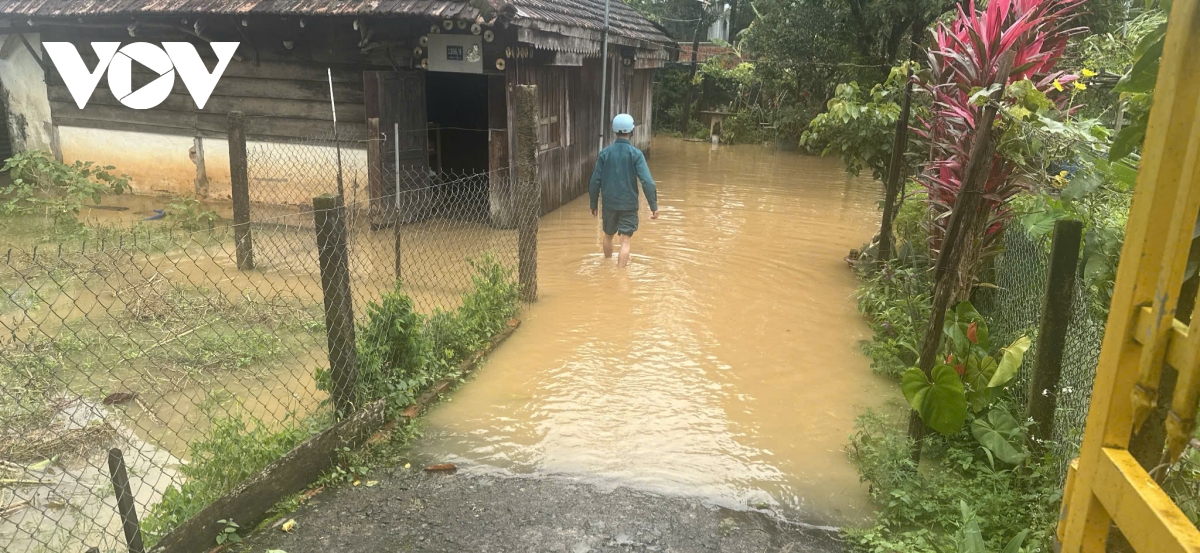 lam Dong trien khai cac bien phap ung pho voi bao va nguy co lu quet, sat lo dat hinh anh 2
