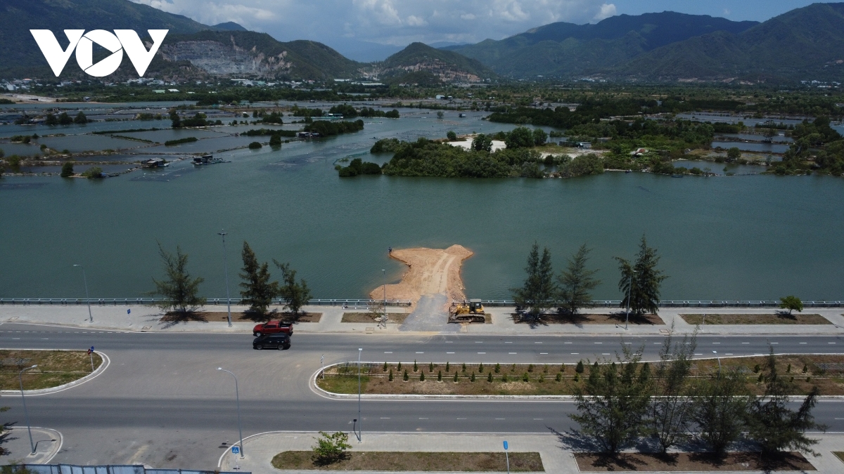 sở xây dựng khánh hòa phản hồi về dự án xây đường công vụ tại sông quán trường hình ảnh 1 so xay dung khanh hoa phan hoi ve du an xay duong cong vu tai song quan truong hinh anh 1