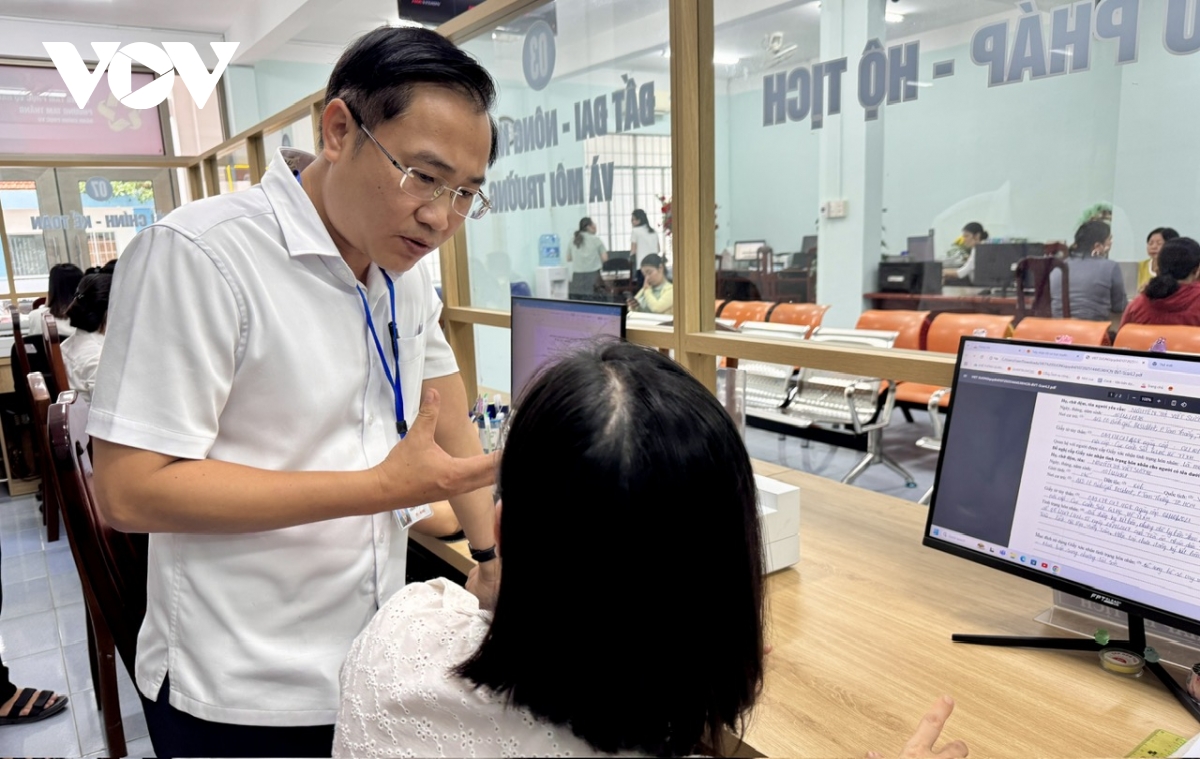vận hành chính quyền hai cấp phát sinh trục trặc, người dân thông cảm hình ảnh 4 van hanh chinh quyen hai cap phat sinh truc trac, nguoi dan thong cam hinh anh 4