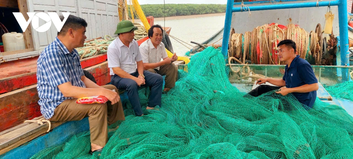 Tổ nghề cá - điểm tựa vững chắc cho ngư dân vươn khơi bám biển