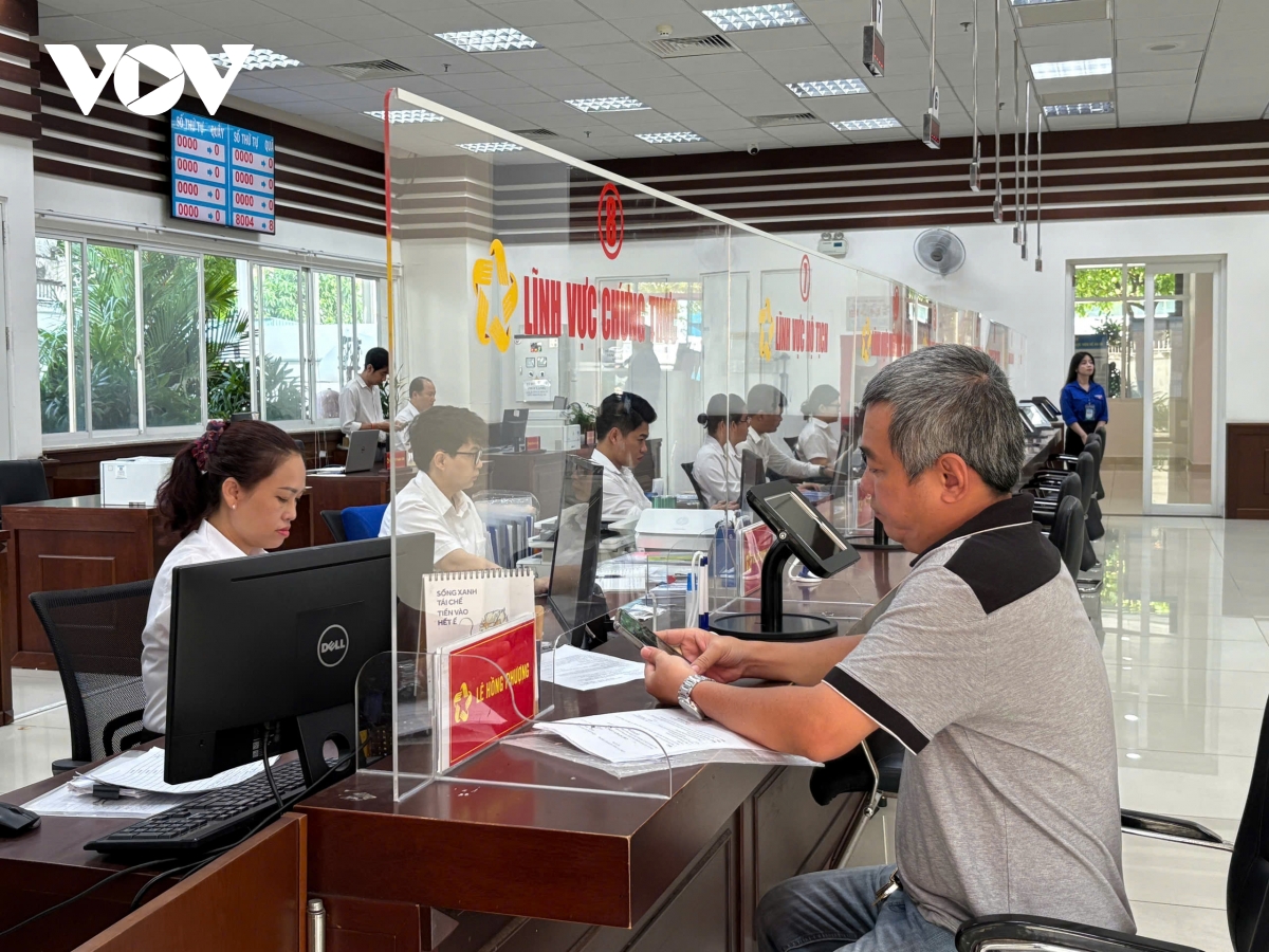 Chính quyền 2 cấp ở TPHCM: Tiếp tục tháo gỡ những khó khăn