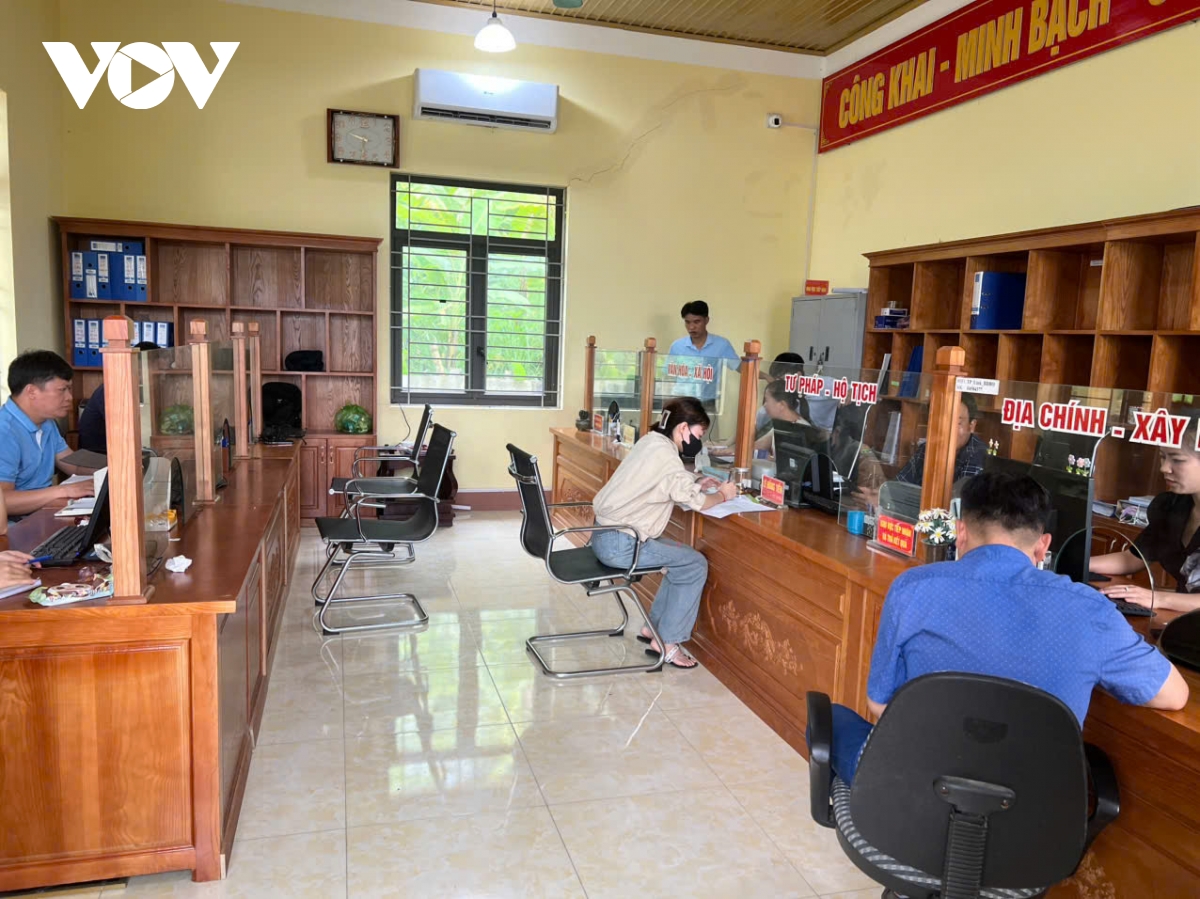 một xã ba bản lớn, một hành trình vạn niềm tin hình ảnh 1 mot xa ba ban lon, mot hanh trinh van niem tin hinh anh 1