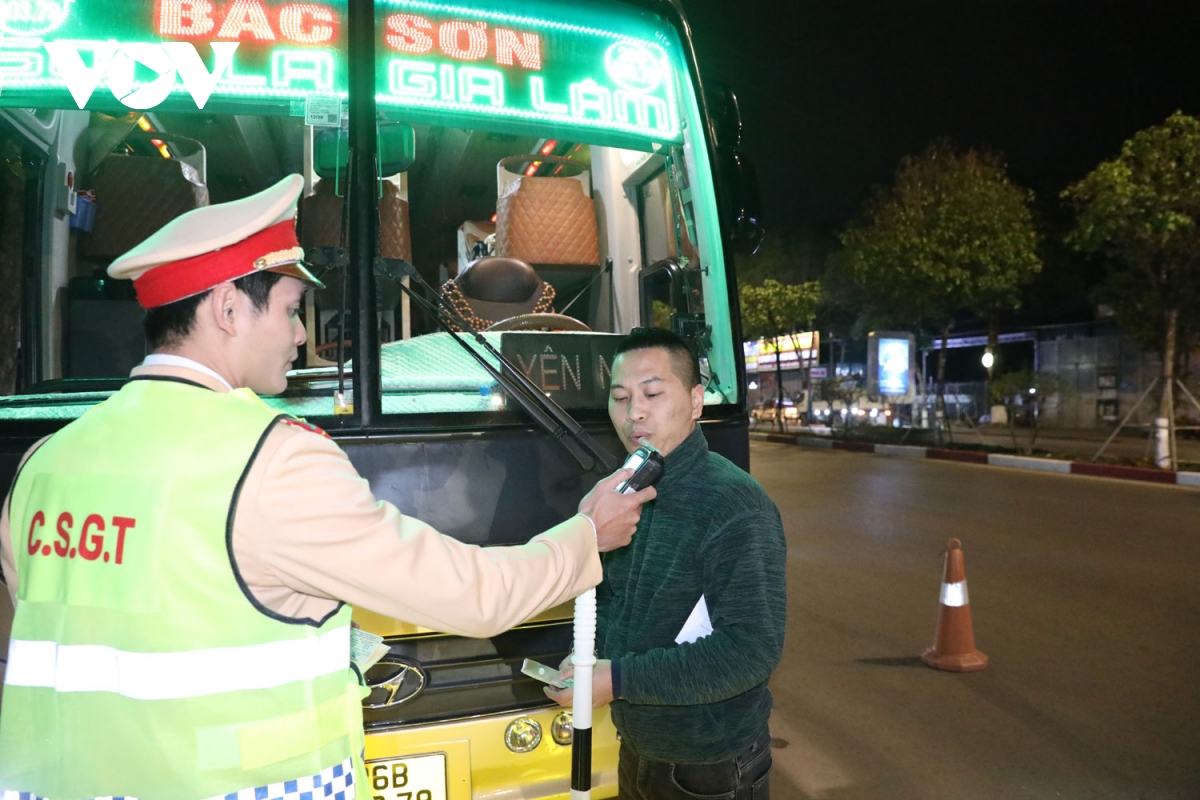 Sơn La xử lý hơn 2.700 trường hợp vi phạm nồng độ cồn trong 6 tháng đầu năm