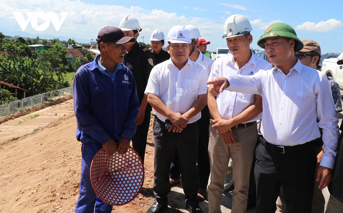 thao go vuong mac mat bang thi cong cao toc quang ngai - hoai nhon hinh anh 4