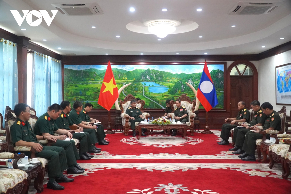 Tăng cường chia sẻ thông tin giữa Quân đội hai nước Việt Nam - Lào