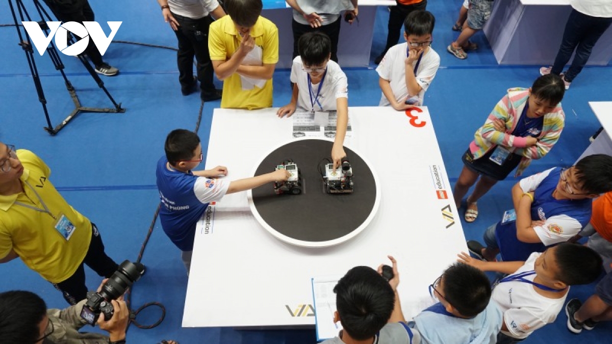 Khai mạc cuộc thi Robotacon Gia Lai Mở rộng năm 2025