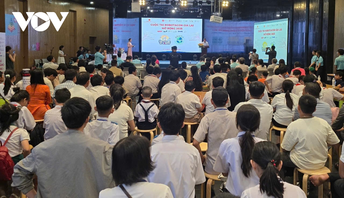 khai mạc cuộc thi robotacon gia lai mở rộng năm 2025 hình ảnh 1 khai mac cuoc thi robotacon gia lai mo rong nam 2025 hinh anh 1
