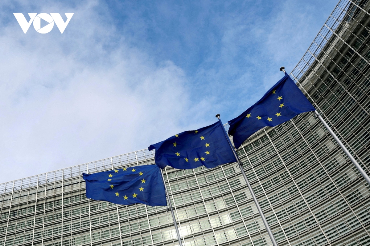 EU thúc đẩy phối hợp với G7 trong cơ chế áp trần giá dầu Nga