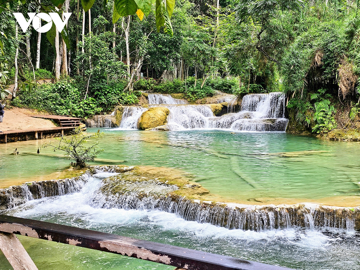 vẻ đẹp của kuang si - thác nước quyến rũ nhất ở lào hình ảnh 14 ve dep cua kuang si - thac nuoc quyen ru nhat o lao hinh anh 14
