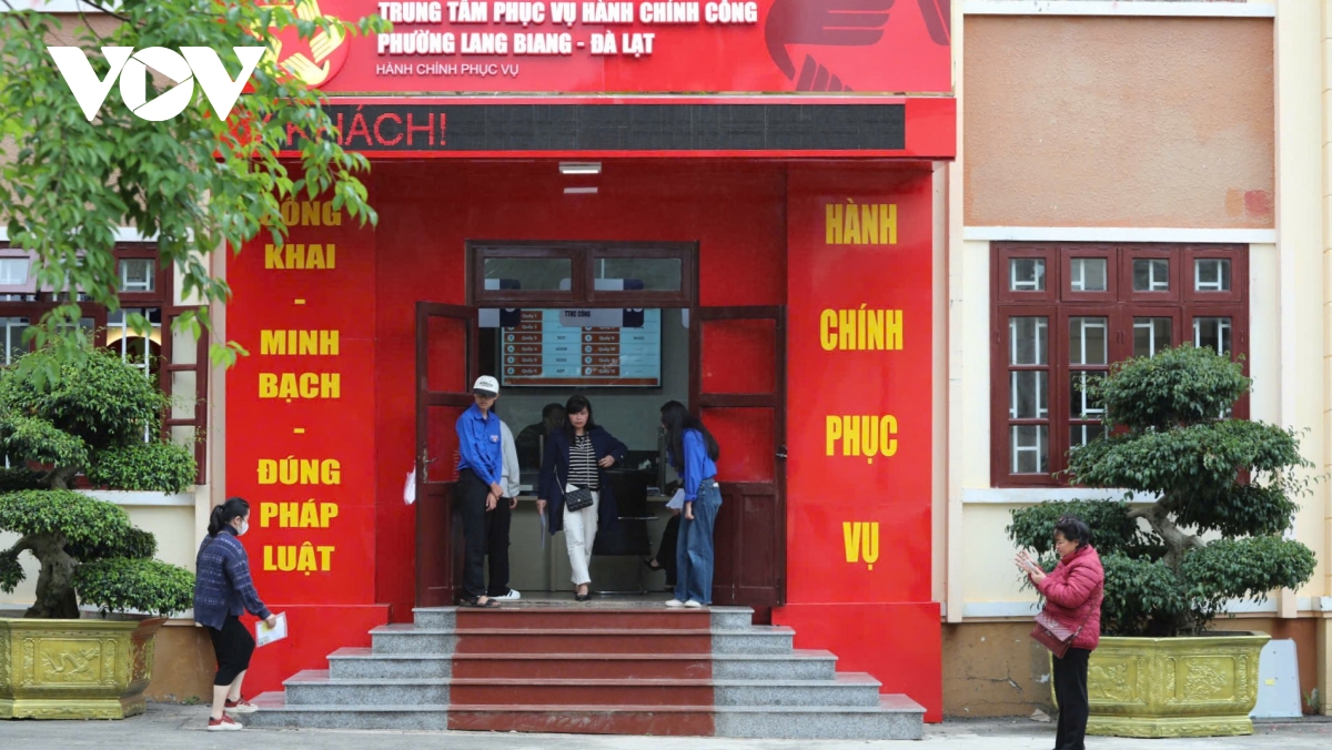 gần 1.200 đoàn viên thanh niên lâm Đồng hỗ trợ vận hành chính quyền số hình ảnh 1 gan 1.200 doan vien thanh nien lam Dong ho tro van hanh chinh quyen so hinh anh 1