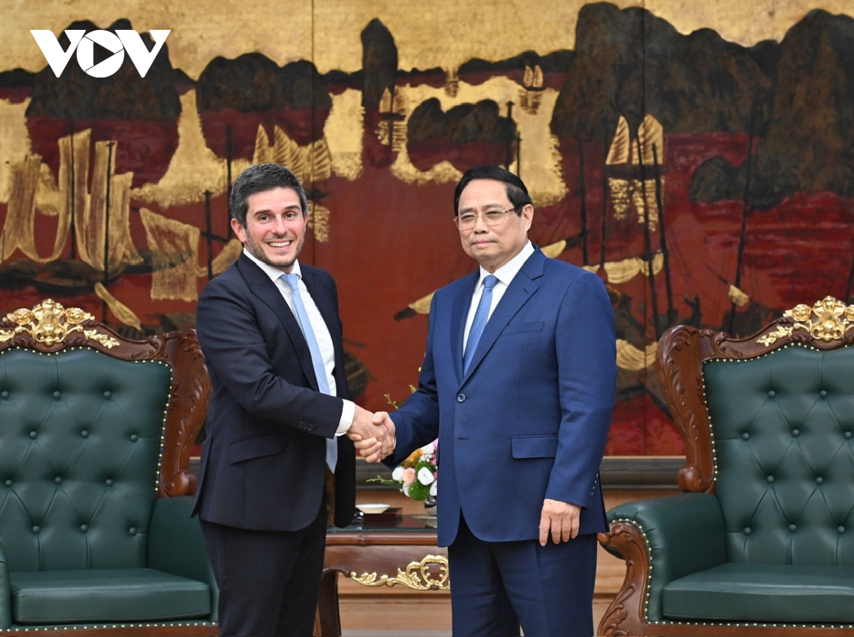 Thủ tướng mong FTSE Russell hỗ trợ nâng hạng thị trường chứng khoán Việt Nam