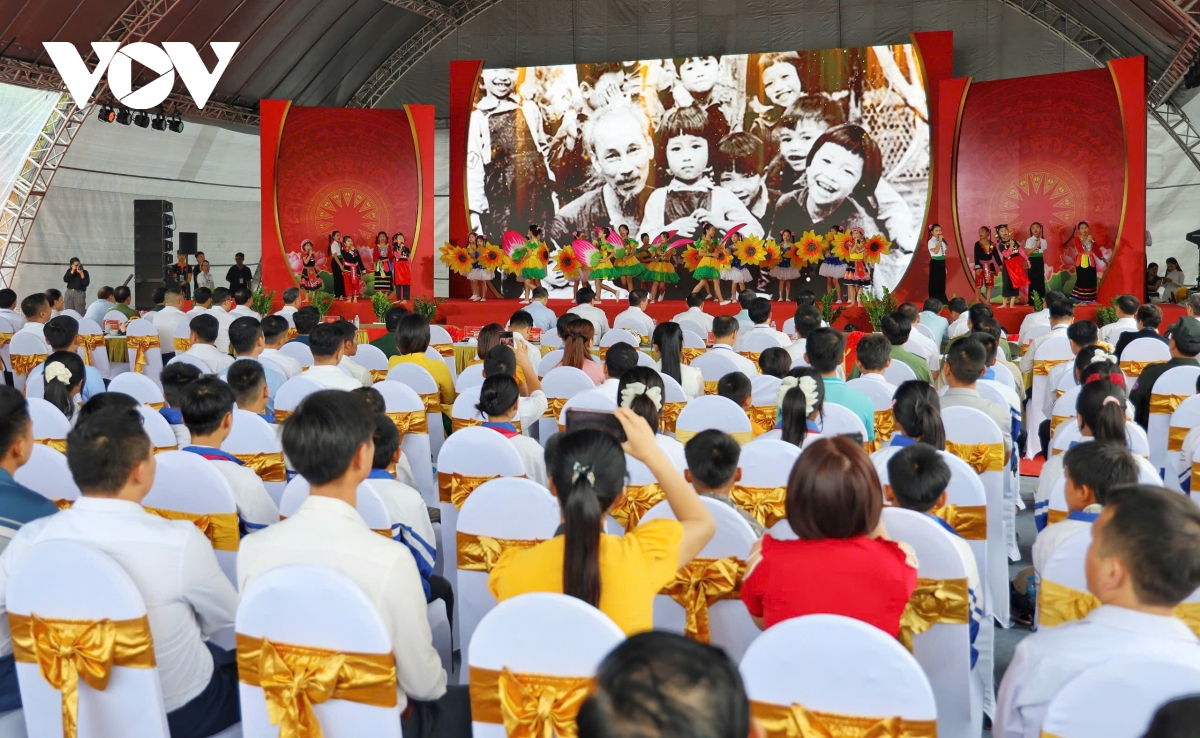 tong bi thu to lam cong trinh cua long dan khong duoc de cham tre dan trai hinh anh 3