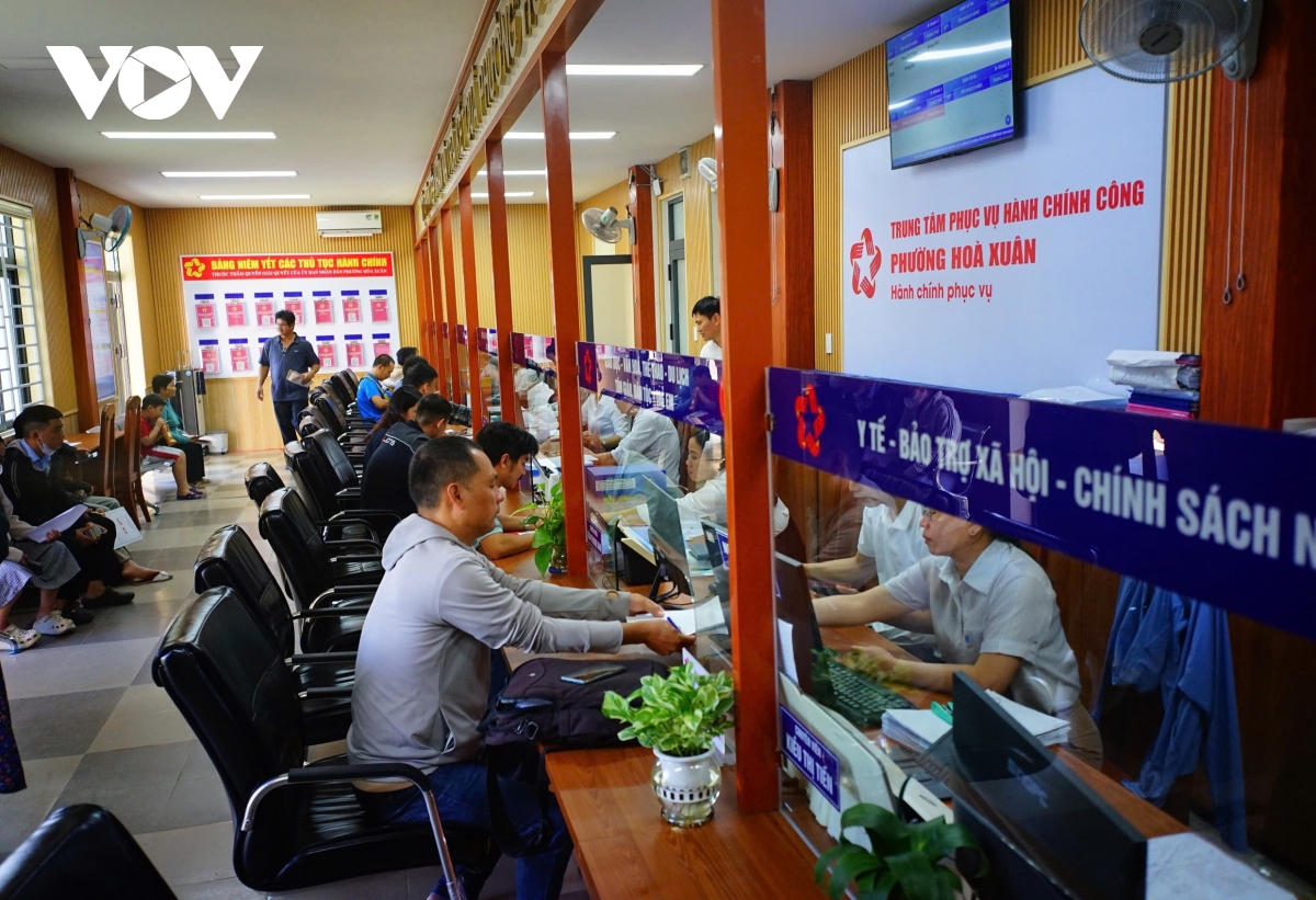 chinh quyen dia phuong 2 cap o Da nang Dong bang bat nhip, mien nui con vuong mac hinh anh 3