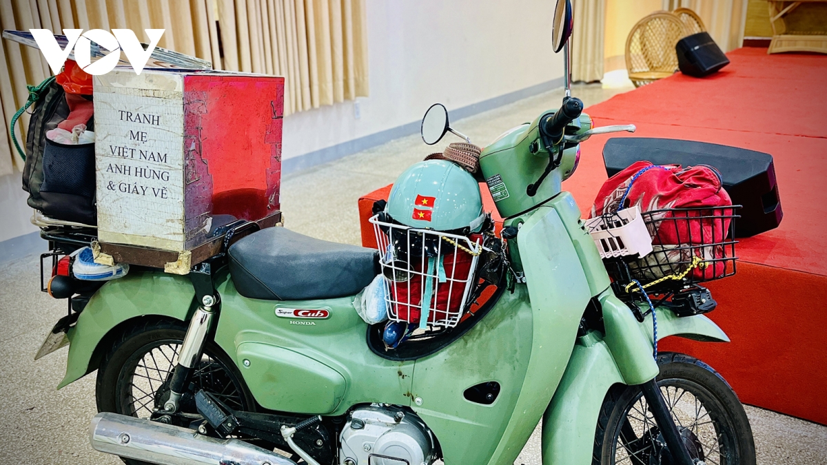 vẽ mẹ việt nam anh hùng là để tri ân hình ảnh 3 ve me viet nam anh hung la de tri an hinh anh 3