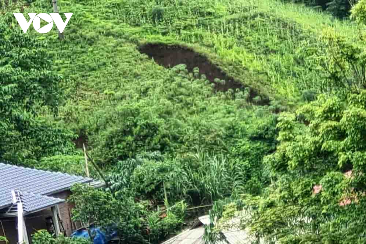 lai châu di dời khẩn cấp 40 hộ dân vùng nguy cơ sạt lở hình ảnh 8 lai chau di doi khan cap 40 ho dan vung nguy co sat lo hinh anh 8