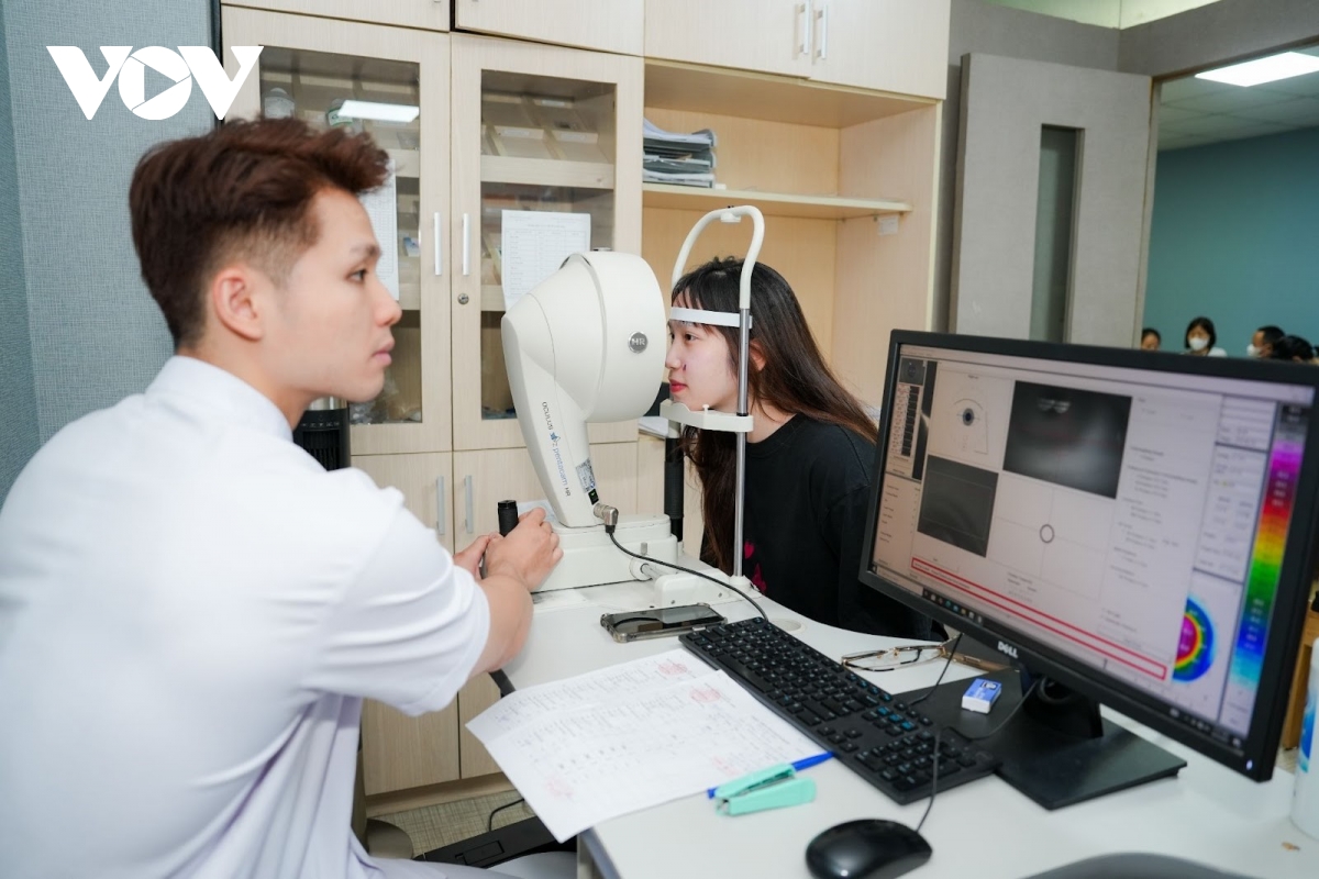 Giải pháp thị lực 4.0: Bác sĩ, AI cùng nâng cao chất lượng thị giác cho bệnh nhân