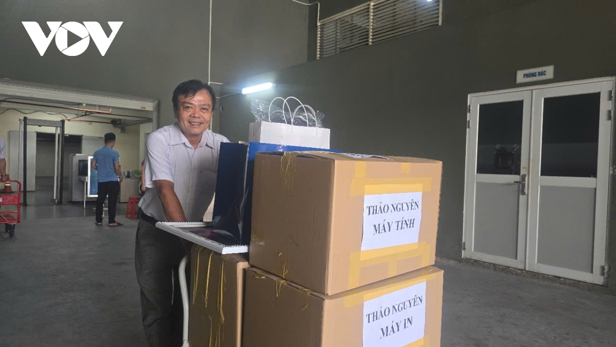 thiếu trụ sở sau sáp nhập, nhiều công chức bình dương cũ chưa thể về tp.hcm làm việc hình ảnh 1 thieu tru so sau sap nhap, nhieu cong chuc binh duong cu chua the ve tp.hcm lam viec hinh anh 1